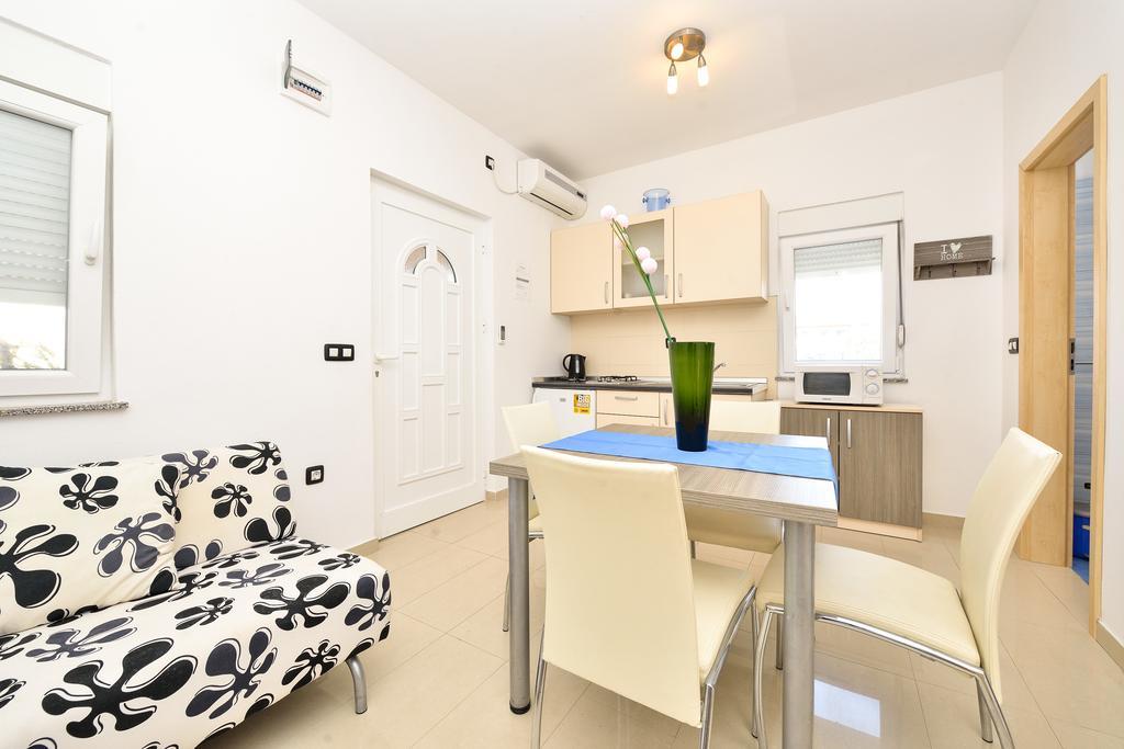Apartments Nika & Karla Bibinje Luaran gambar
