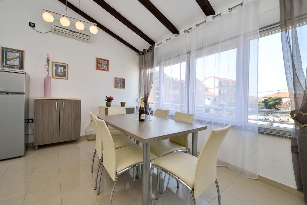 Apartments Nika & Karla Bibinje Luaran gambar
