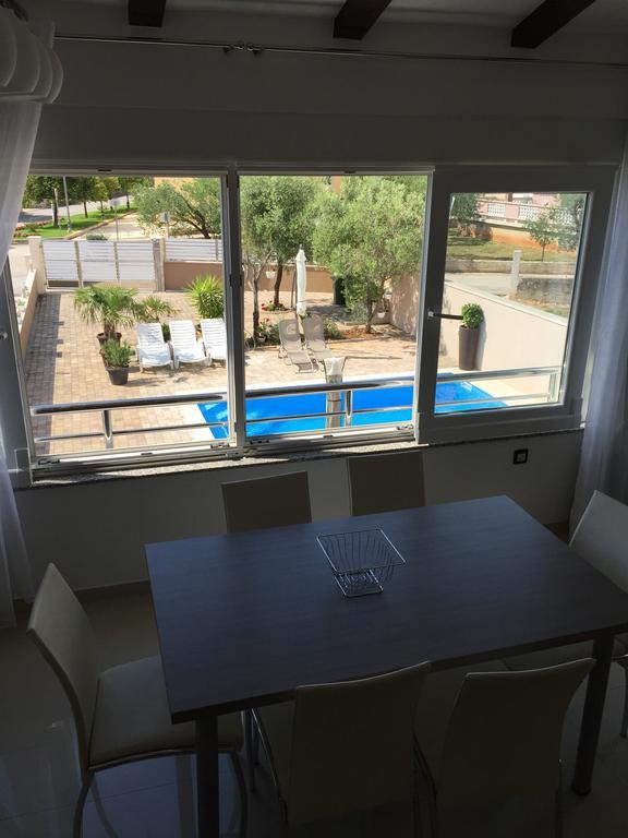 Apartments Nika & Karla Bibinje Luaran gambar